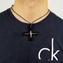 Collana Cesare Paciotti con croce quadrata nera e spadino