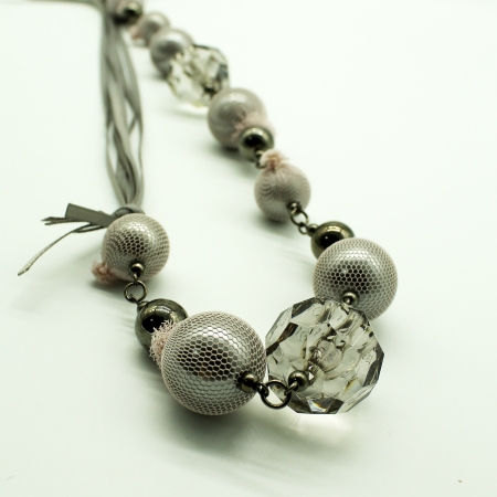 Ottaviani necklace in fabric with semi-precious stones and gray pearls