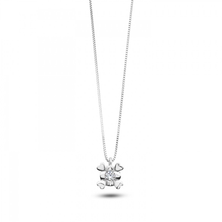 Ambrosia necklace in white gold with light point pendant with hearts
